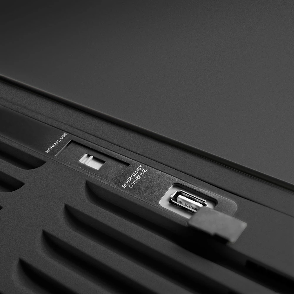 Brand new ⭐ Dometic CoolFreeze CFX-50W Portable Fridge/Freezer 50L ⭐ 5 Brand new ⭐ Dometic CoolFreeze CFX-50W Portable Fridge/Freezer 50L ⭐ - Image 3